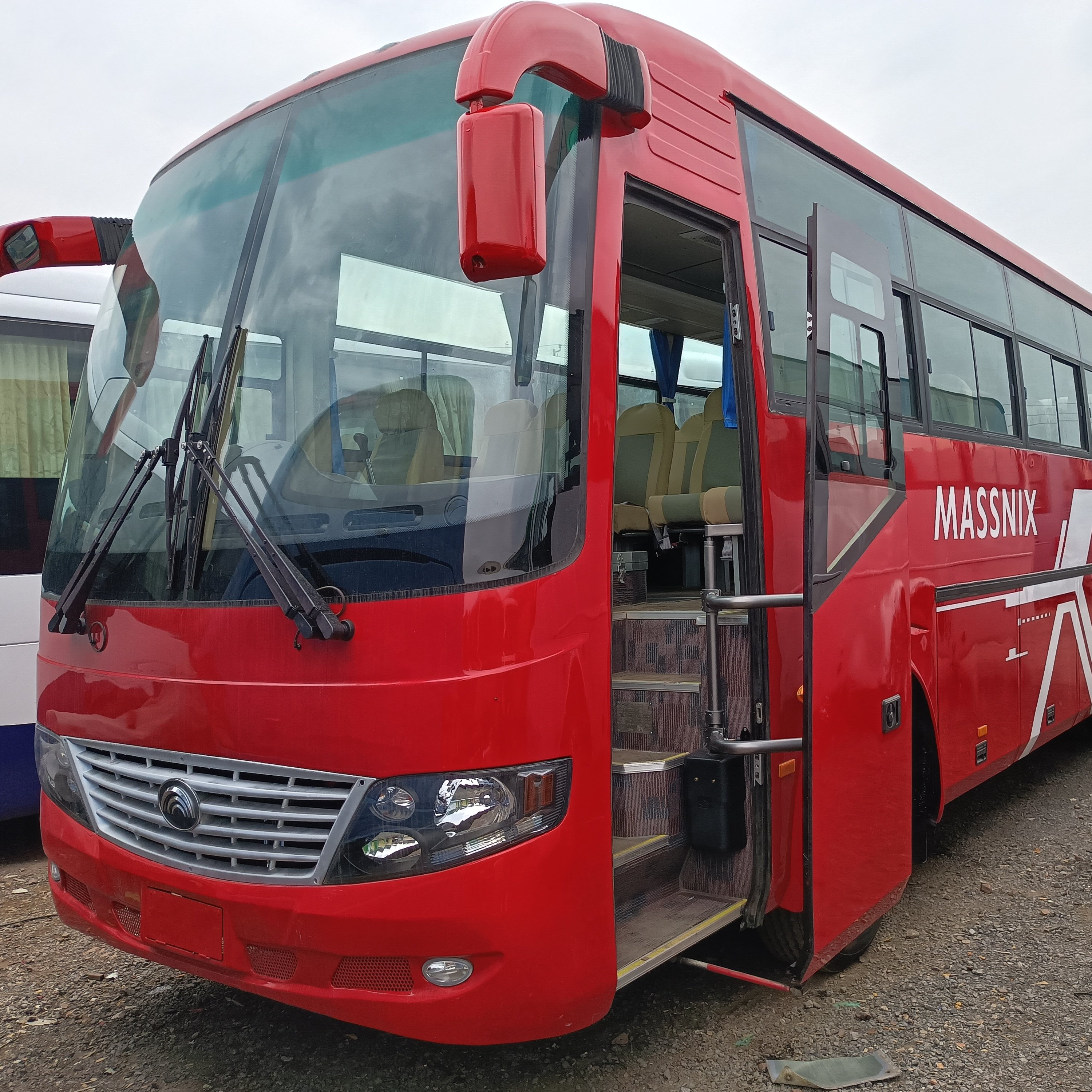 2017 Year RHD 45 Seats School Bus Yotong Used Bus Zk6752d With Front Engine Yu-tong Bus Right Hand Drive